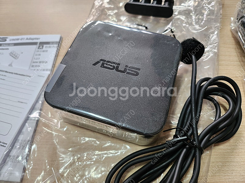 ASUS 노트북 아답터 90W 새상품--4