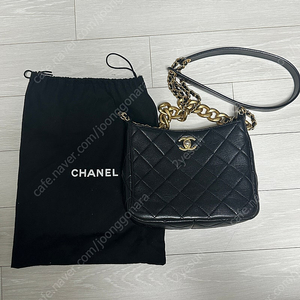 샤넬 시즌 호보 숄더백 팝니다.