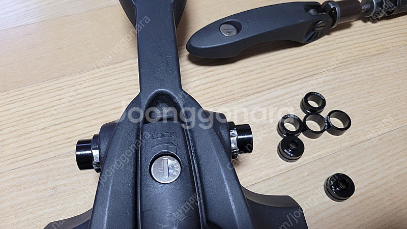 툴레 561 자전거 캐리어, 액슬 포크 장착 가능...--8