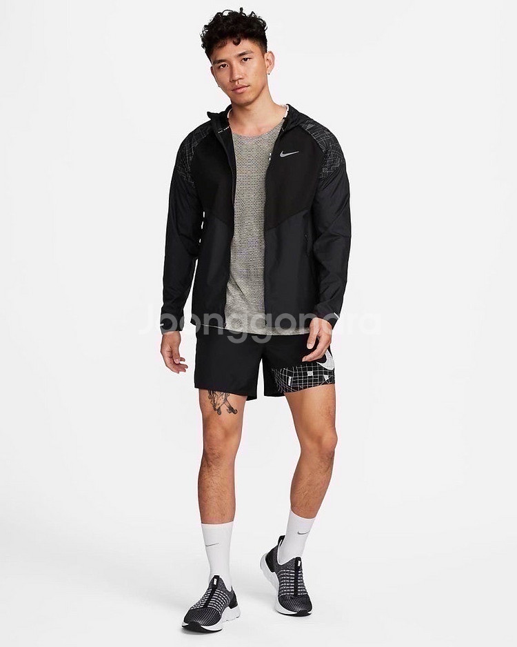 [L 2XL] 나이키 런디비전 마일러 플래시 자켓--2