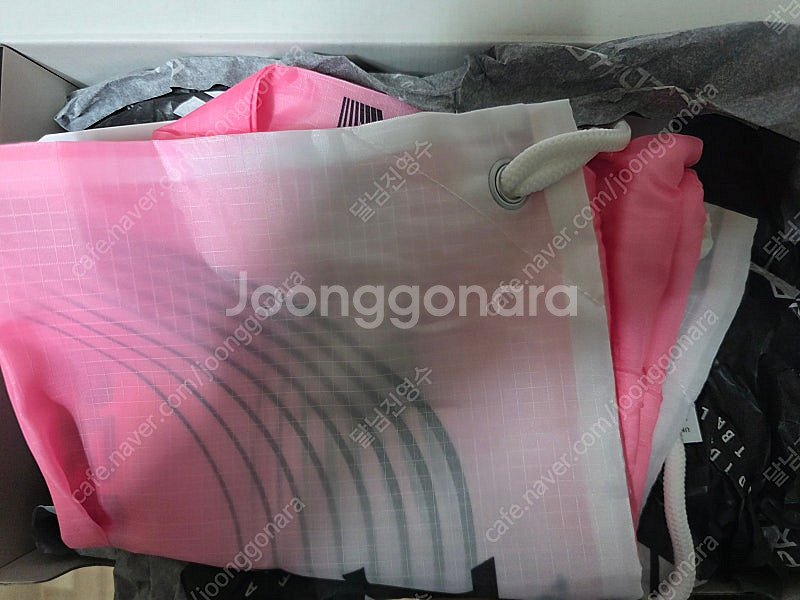 프레데터 엘리트 FT FG 280 베컴 새상품/아디다스프레데터엘리트 FG 폴드 오버 텅 Moments 한정판 JH9...--1