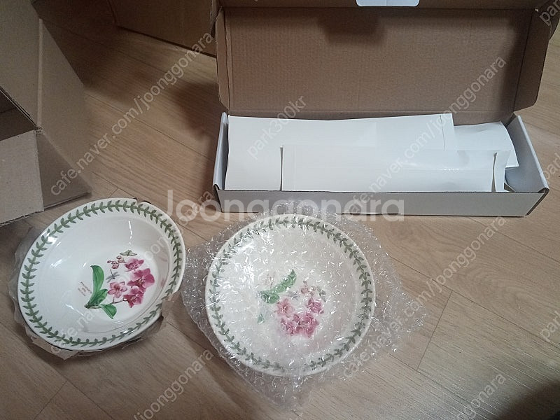 새 제품 칼 가위 5종과 포토메리온 오토밀 볼 2종 전부 택포함 29,000원 입니다.--2