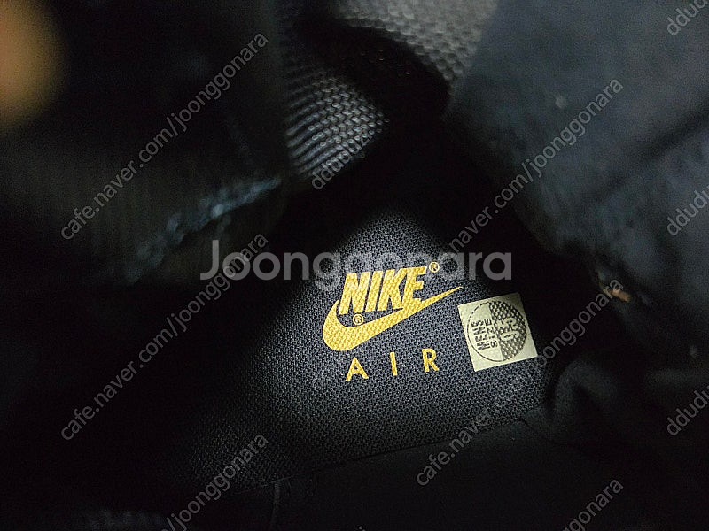 나이키 SF 에어포스1 미드 옵시디언 판매합니다.--7