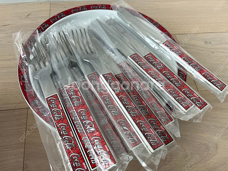 일본 비매품 미사용 코카콜라 접시 포크 나이프 식탁보 ...--9
