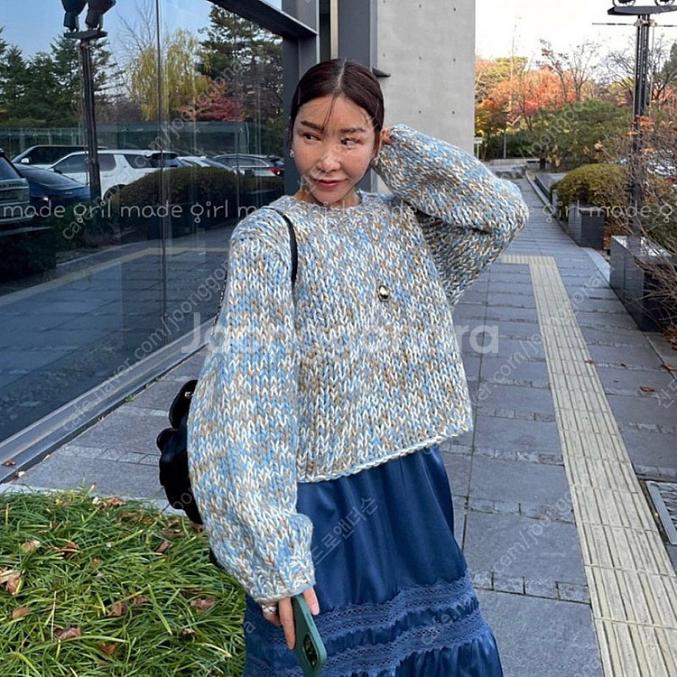 타라바이모션 니트,메이비베이비 hear맨투맨티,필로컬리 블라우스,H8 울팬츠,아우로 가디건,자라 데님원피스,비안키미...--0