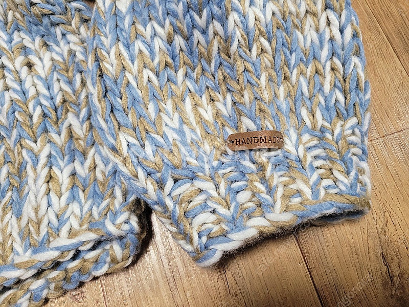 타라바이모션 니트,메이비베이비 hear맨투맨티,필로컬리 블라우스,H8 울팬츠,아우로 가디건,자라 데님원피스,비안키미...--6