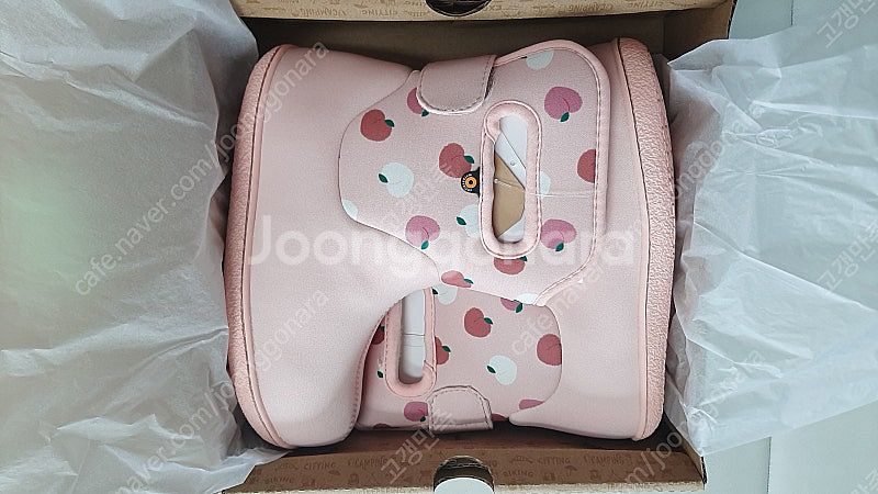 보그스 부츠 210사이즈 미개봉 새상품 베이비부츠 피치핑크 gs25 반값택배비 포함 4만원에 팔아요~--0