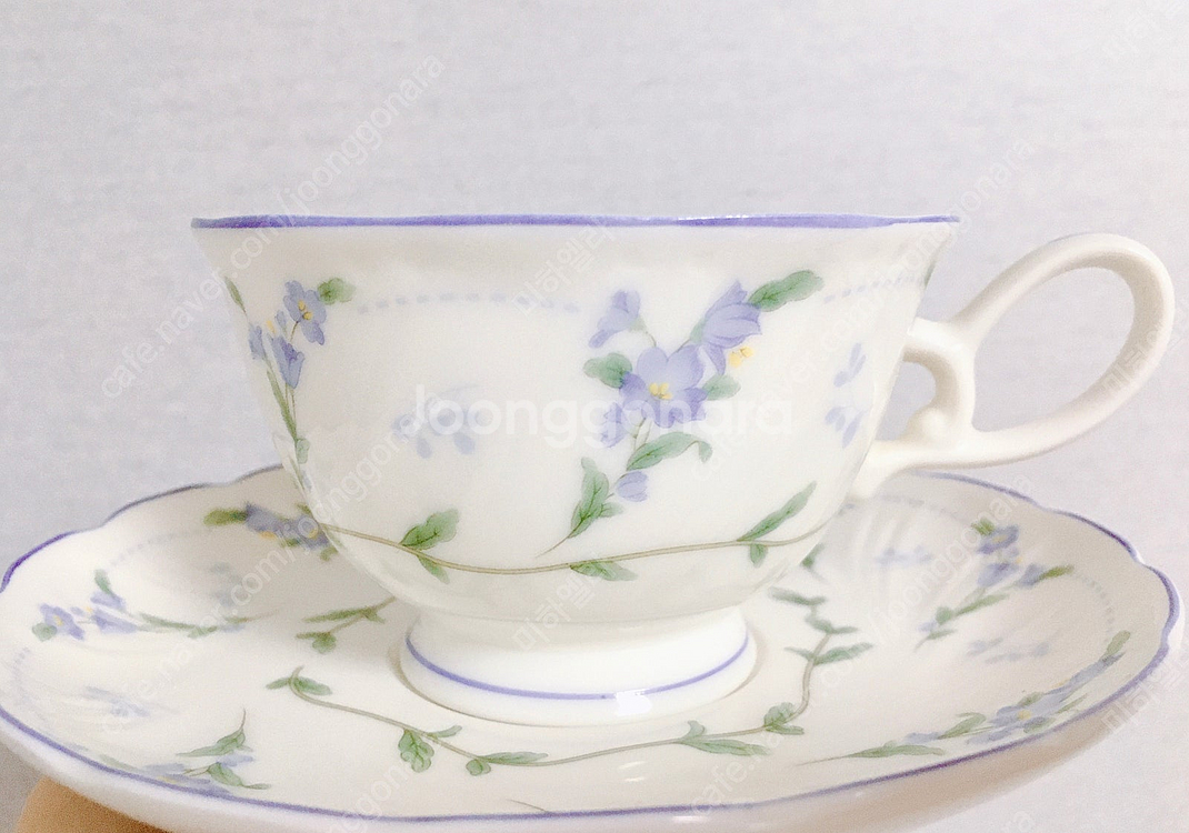 [1조 가격]일본 빈티지 비너스차이나(노리다케 옛 이름) 라이트 퍼플 플라워 패턴 찻잔 겸 커피잔--1