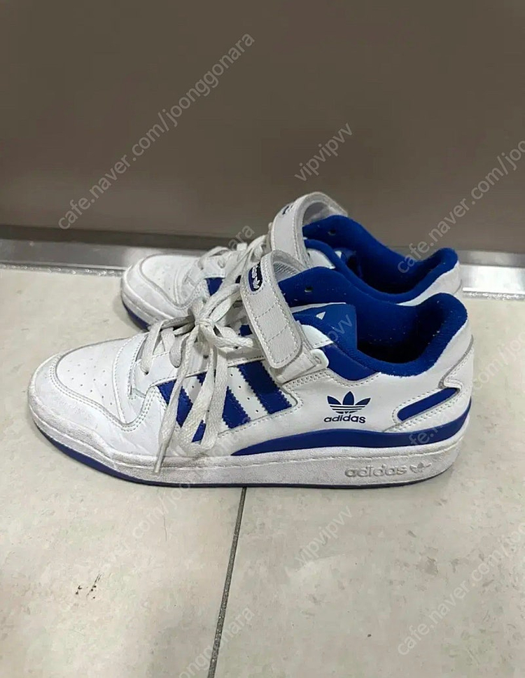아디다스 포럼 로우 화이트 로얄블루 280사이즈 판매합니다--1
