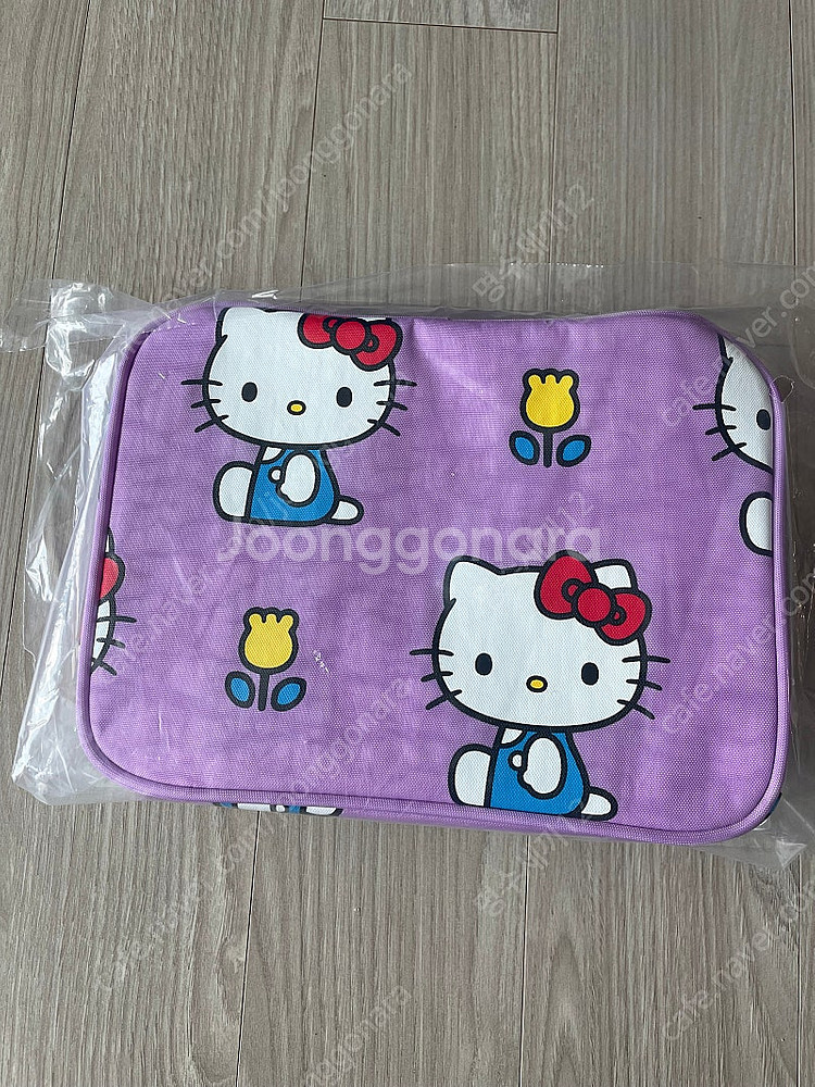 바쿠X헬로키티 바쿠백 코스메틱백 키티 파우치 가방--4