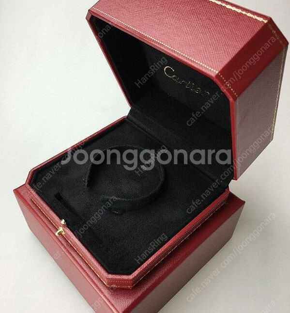 까르띠에케이스 판매합니다--2