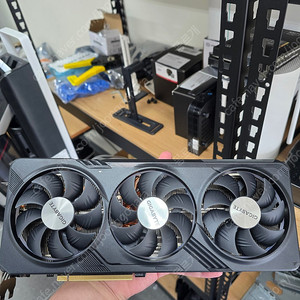 기가바이트 4070TI Super 게이밍 OC 16g 팝니다.