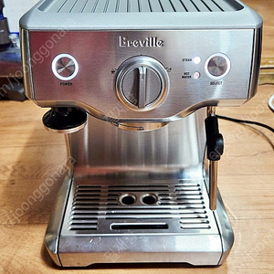 브레빌 810 커피머신 팝니다