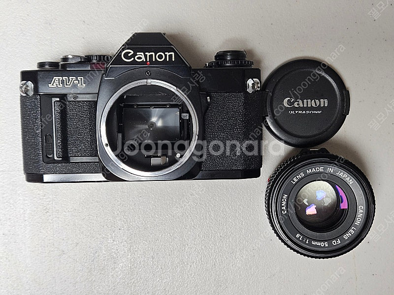 캐논의 필름카메라 Canon AV-1--2