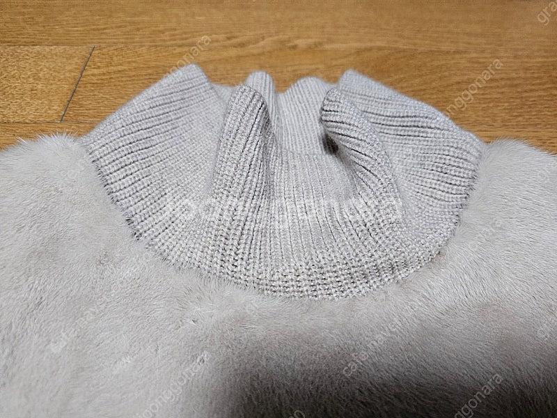 (새상품) 타임 밍크퍼 블록 니트베스트--5