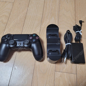 ps4 플스4 컨트롤러 듀얼쇼크4 및 정품 충전기