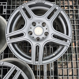 16인치 마르셀 휠 스포티지 투싼 소나타DN8 베뉴