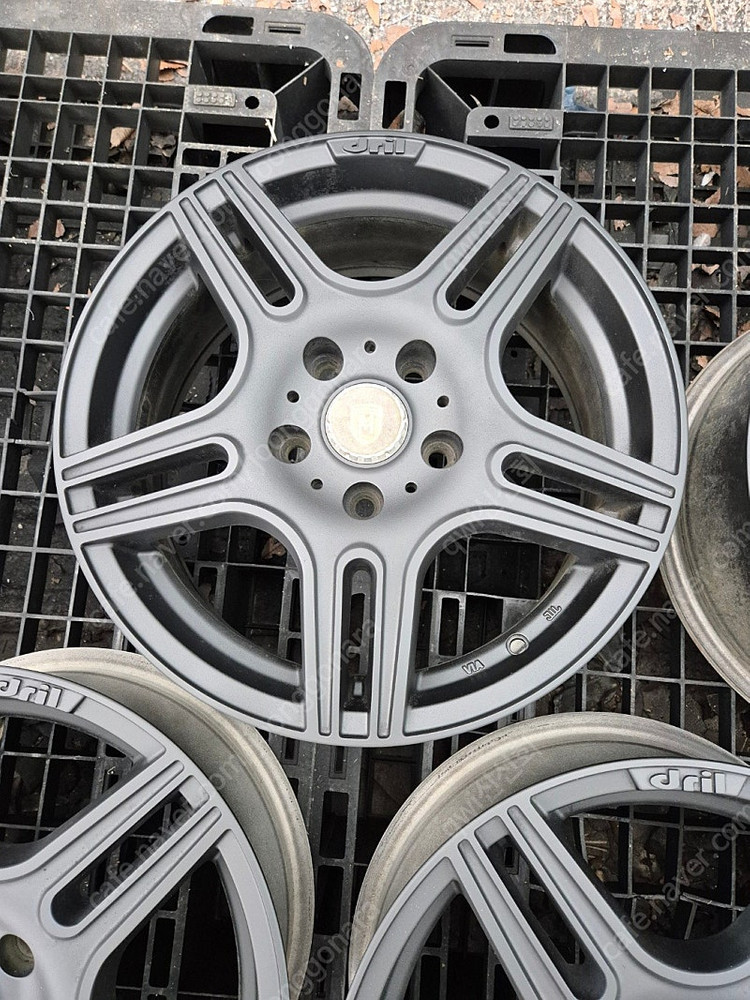 16인치 마르셀 휠 스포티지 투싼 소나타DN8 베뉴 이미지