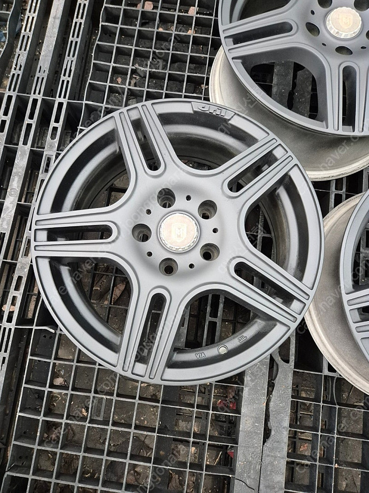 16인치 마르셀 휠 스포티지 투싼 소나타DN8 베뉴 이미지