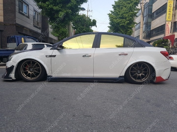 18인치 대만산 CE-28 림엣지 크루즈가솔린 트랙스--8