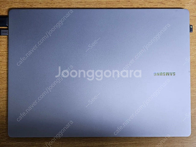 갤럭시 북5 프로 16인치 NT960XHA-KP72G--0