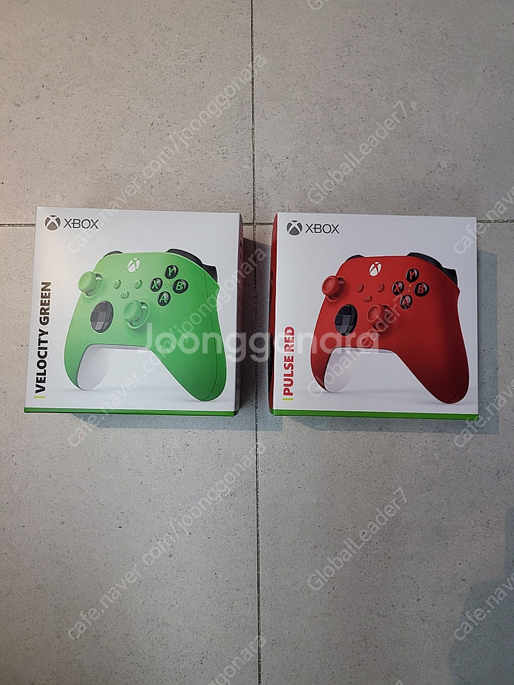 XBOX 4세대 무선 컨트롤러 미개봉 새제품 2개 팝니...--0