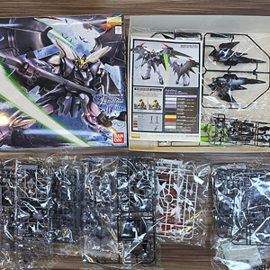 반다이 MG 건담 데스사이즈 헬 EW