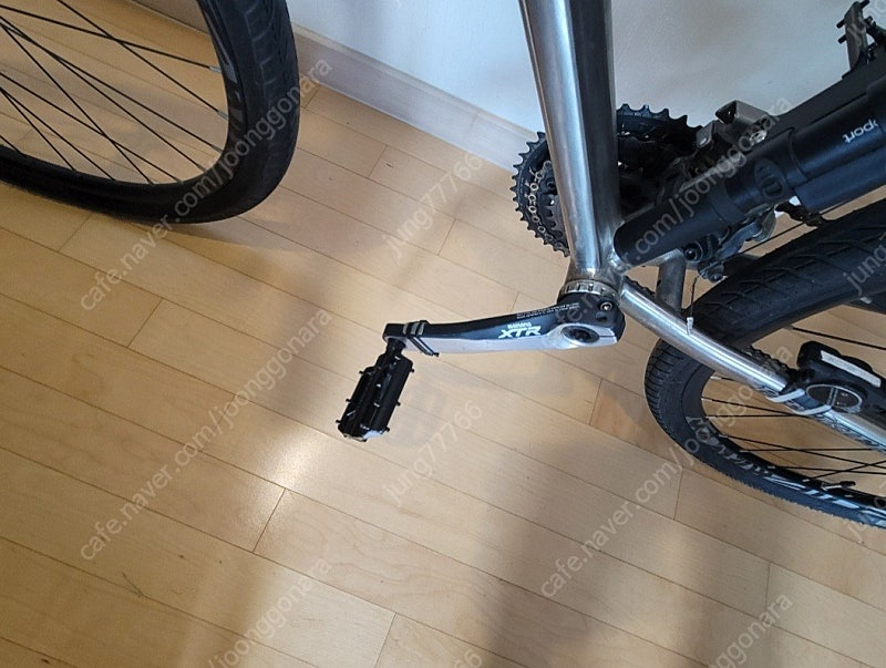 MTB 풀티타늄, 풀 xtr 구동 33단 , 브레이크 큐알까지, 모든 볼트 스텐리스 비 맞아도 걱정끝 이미지