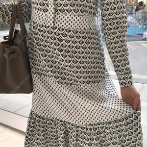 더이루다 자체제작 말라보이는 원피스