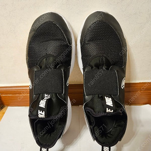 나이키 키즈 플렉스 러너3 (GS) (250/블랙)