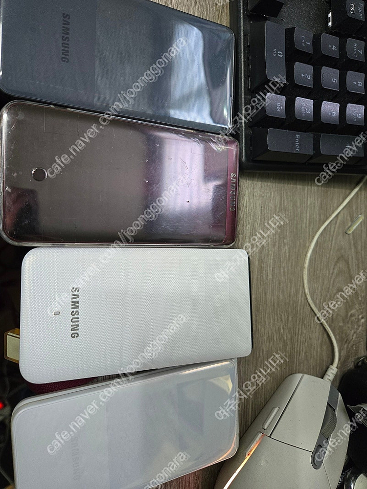 갤럭시폴더2(sm-g160n) ,폴더1,갤럭시노트10(밧데리부풀어오름)팝니다--8