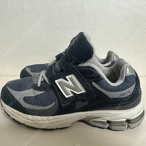 뉴발2002R 200사이즈