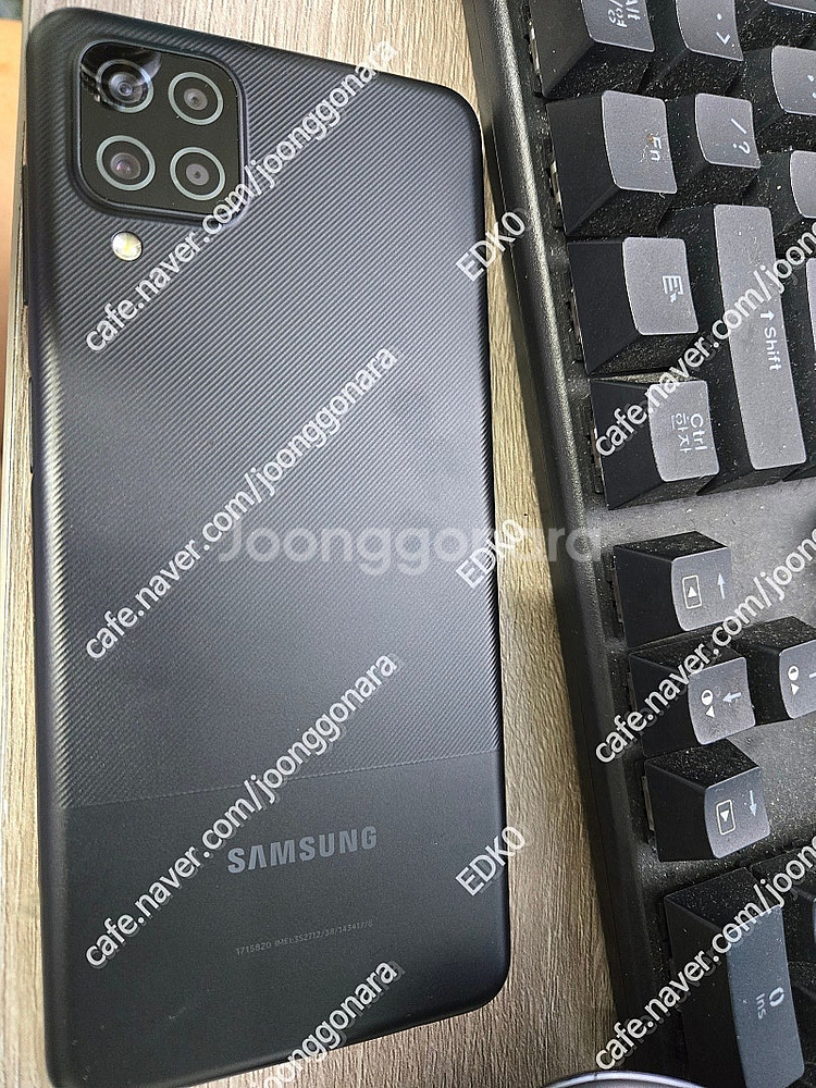 중고 갤럭시a12 sm-a125n/팬텍 p-2100 피처폰 /갤럭시 S6 64G 화이트 직구 SPRINT/애니콜 피...--2