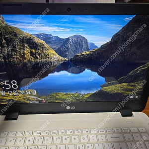 [LG전자]엘지 노트북(15u480) / i5-8250U, 16GB RAM, 256GB SSD + 500GB HDD, 15.6 , 충전기 포함 ,카멜마운트 듀얼 (cma2vw)팝니