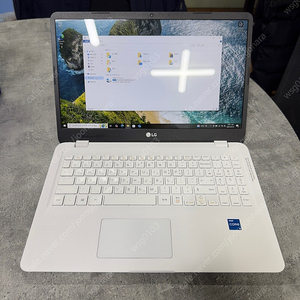 LG 울트라 15U50P-GP50ML 15인치 11세대 노트북 판매합니다.