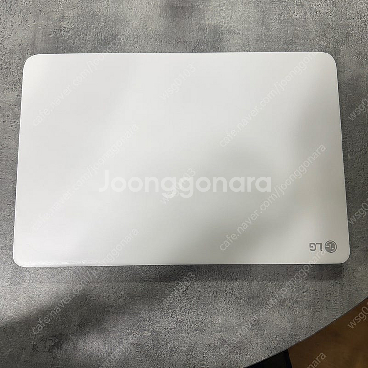 LG 울트라 15U50P-GP50ML 15인치 11세대 노트북 판매합니다.--2