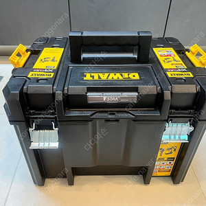 디월트 해머드릴(DCH417X2) 새상품 판매합니다.