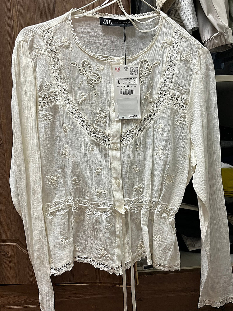 자라 자수 장식 쉬폰 셔츠 블라우스 L사이즈 새상품 0881 102 712--1