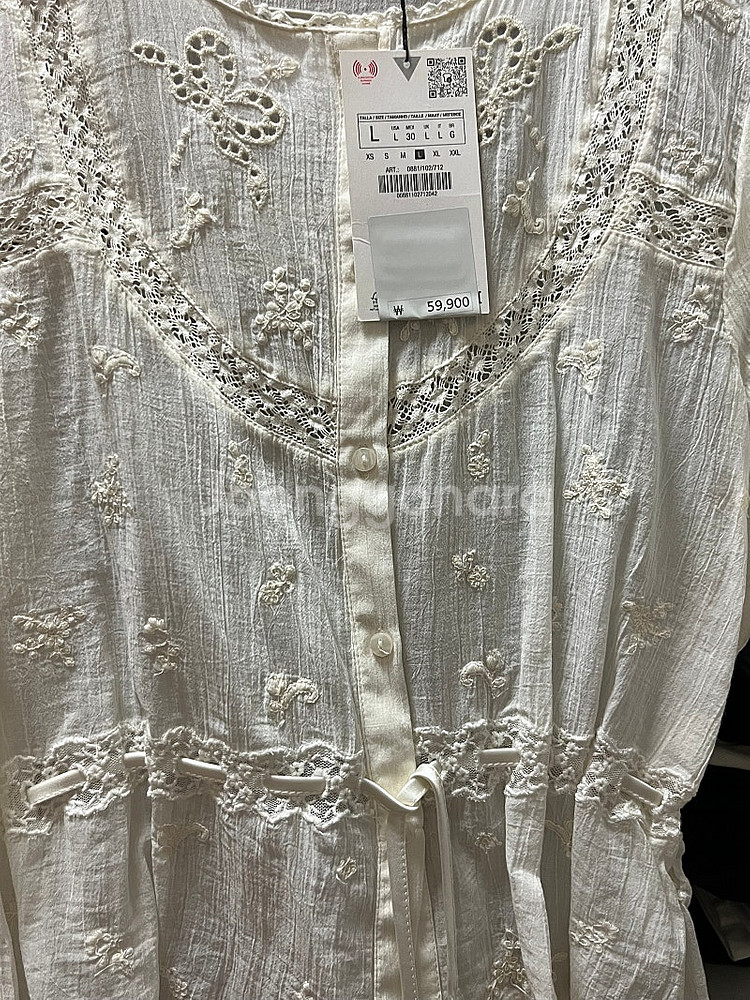 자라 자수 장식 쉬폰 셔츠 블라우스 L사이즈 새상품 0881 102 712--3