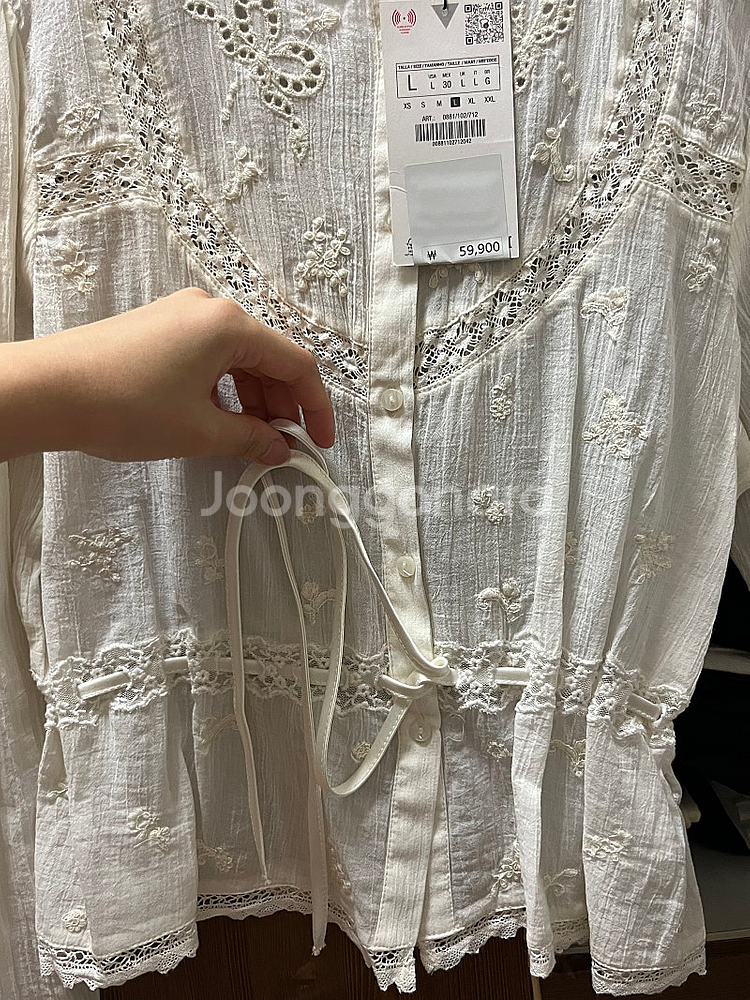 자라 자수 장식 쉬폰 셔츠 블라우스 L사이즈 새상품 0881 102 712--4