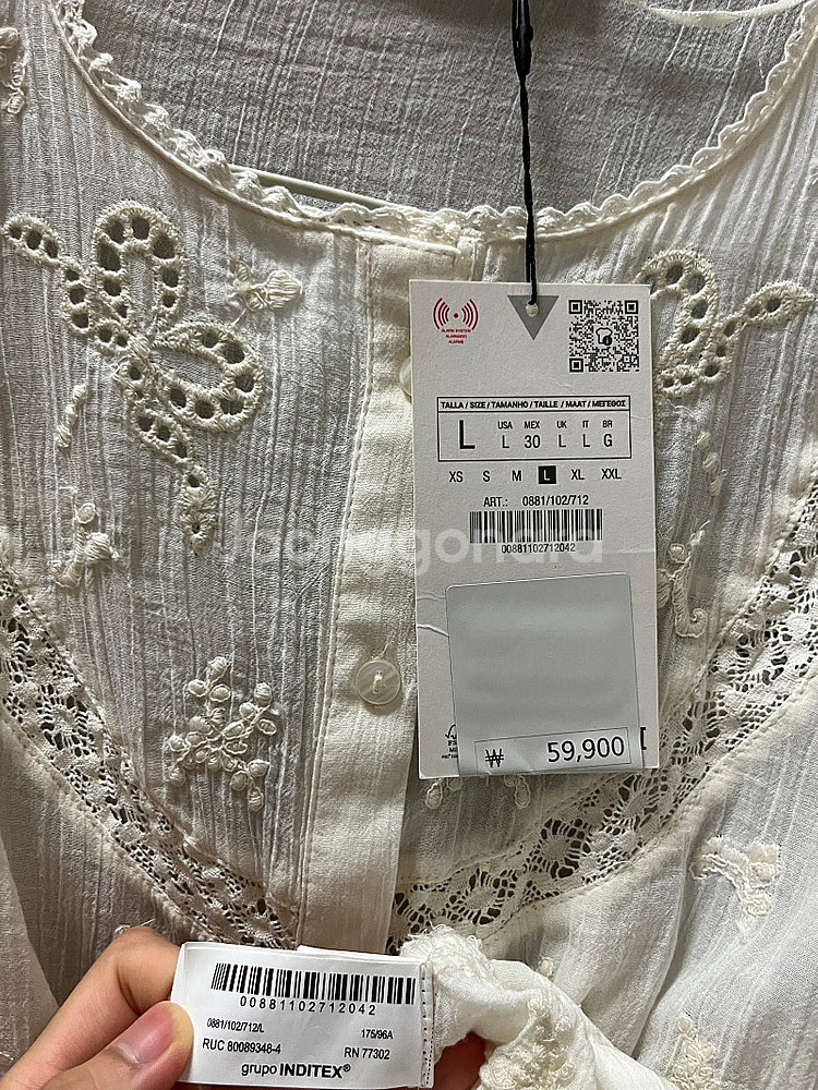 자라 자수 장식 쉬폰 셔츠 블라우스 L사이즈 새상품 0881 102 712--7