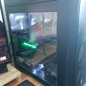 본체 i7-8700k 1070ti 수랭시스템