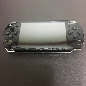 PSP-2005(전원수리필요)+하드케이스 판매합니다.