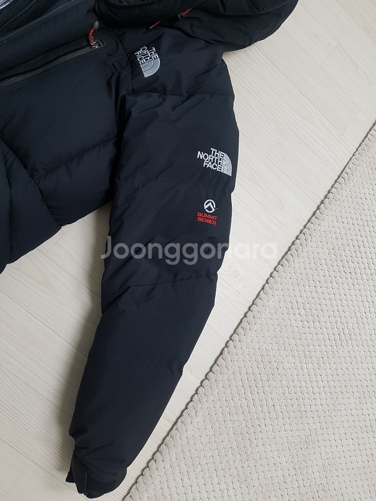 노스페이스 히말라야 패딩 블랙 판매합니다--5