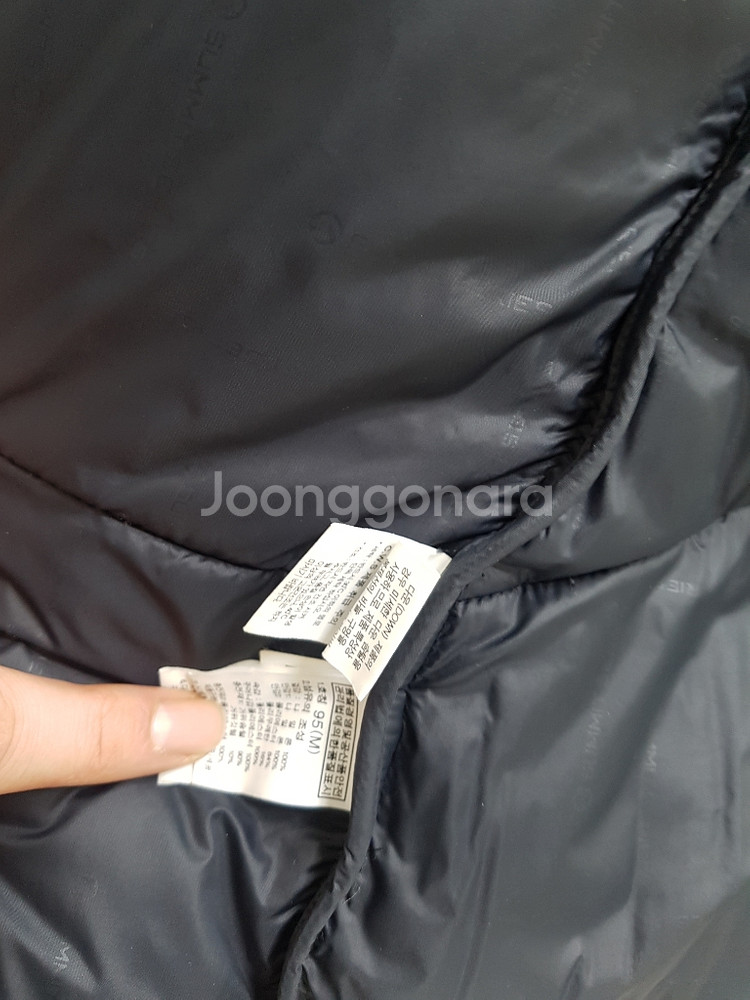 노스페이스 히말라야 패딩 블랙 판매합니다--7