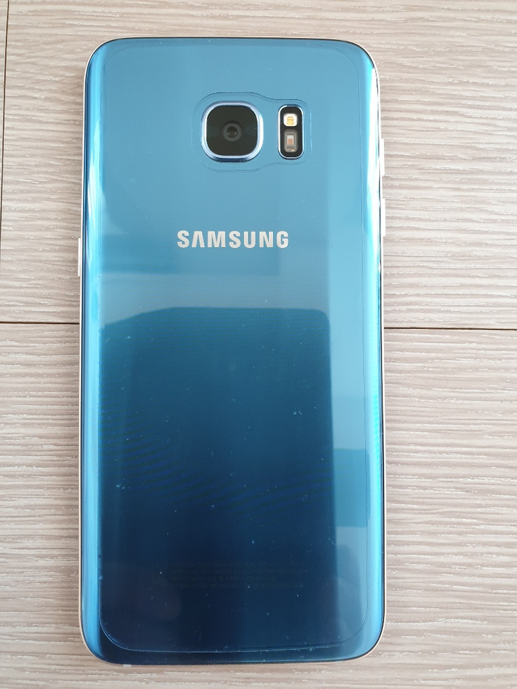 S7 엣지64G A급 팝니다. 색상:코날블루, 통신사:SK--1