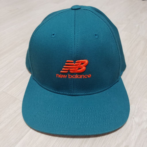 뉴발란스모자팜