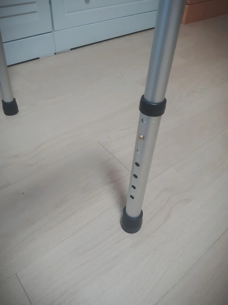 환자용 보행기 이미지
