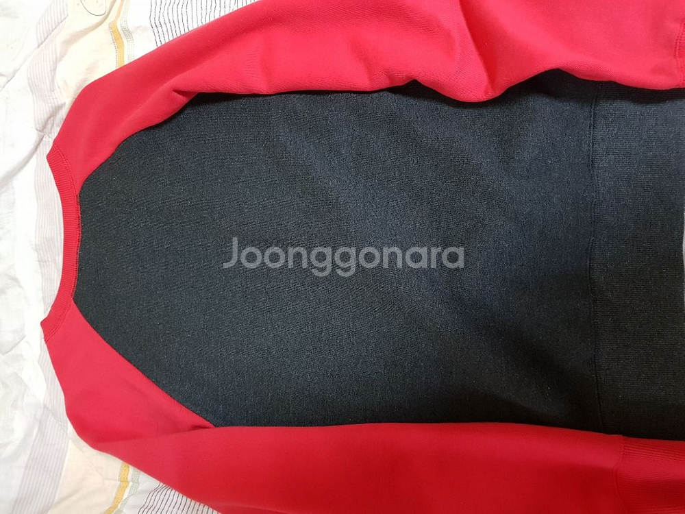 언디핏 맨투맨--1