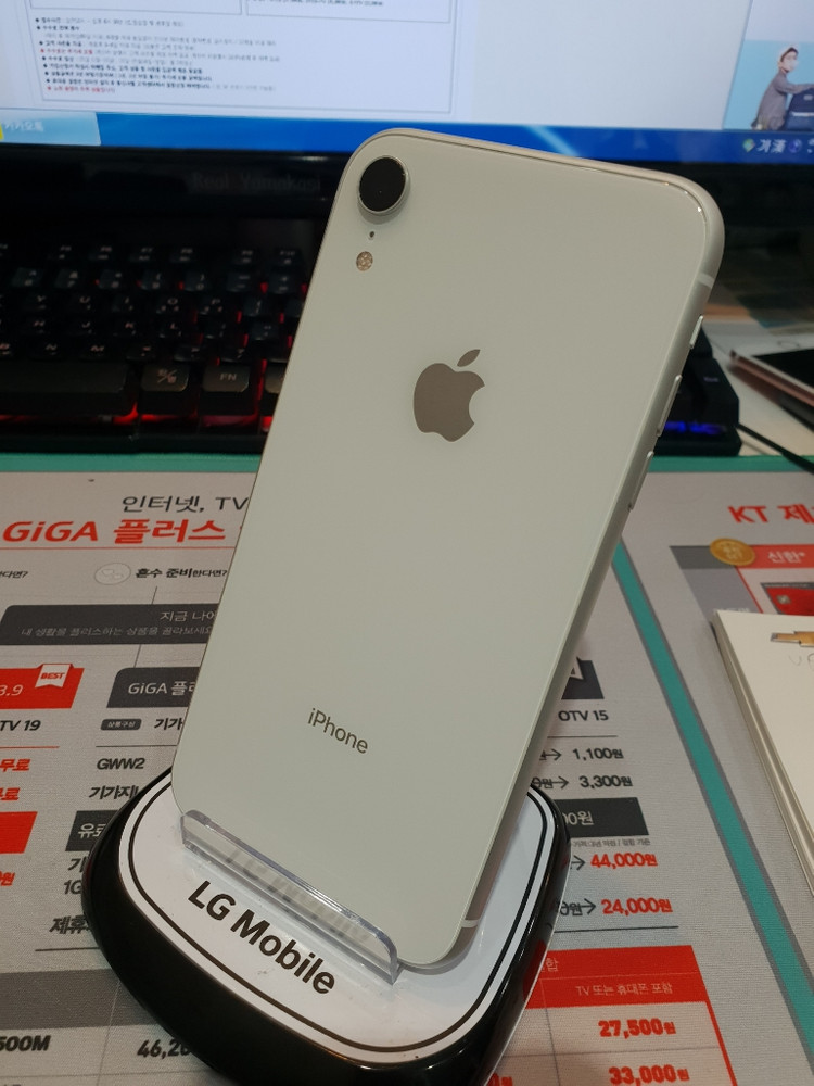 아이폰XR 64화이트 특S급단품--1